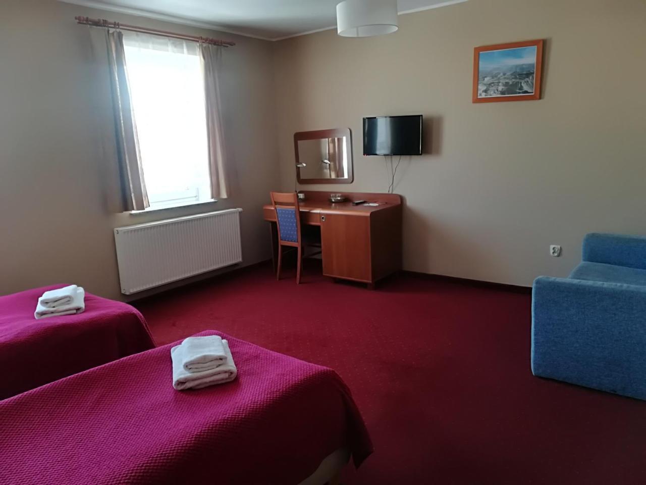Hotel E-Lektor Morag Ngoại thất bức ảnh
